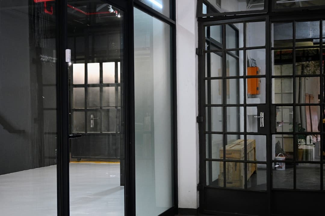 Automatic door system in a modern commercial building